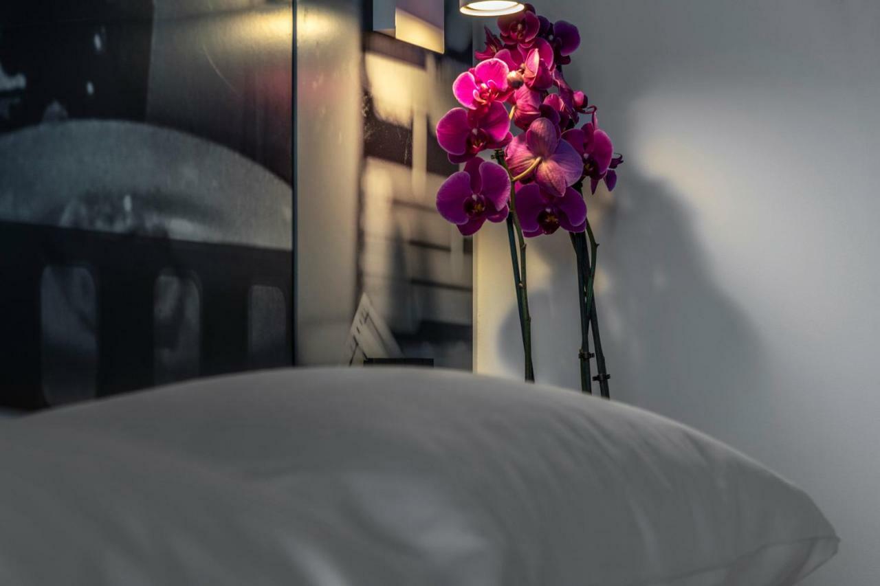 Residence Filmare Riccione Buitenkant foto